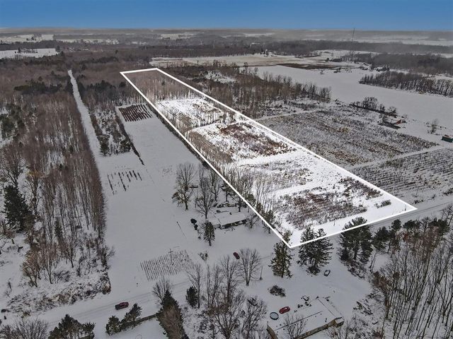 61199 County Road 380, Bangor, MI 49013