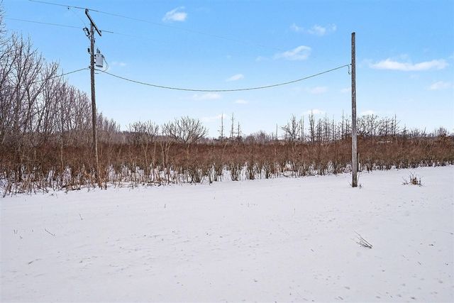 61199 County Road 380, Bangor, MI 49013