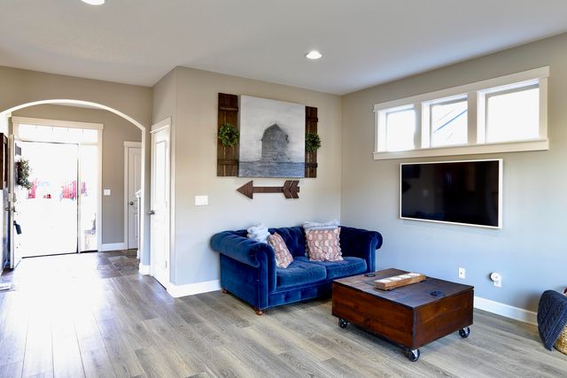 2773 NW Greenwood Avenue, Redmond, OR 97756