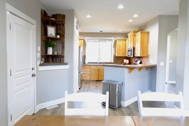 2773 NW Greenwood Avenue, Redmond, OR 97756