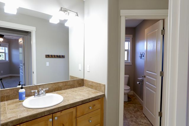 2773 NW Greenwood Avenue, Redmond, OR 97756