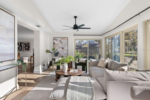 122 LAKE DRIVE, Lutz, FL 33548