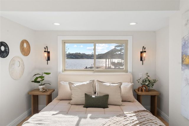 122 LAKE DRIVE, Lutz, FL 33548