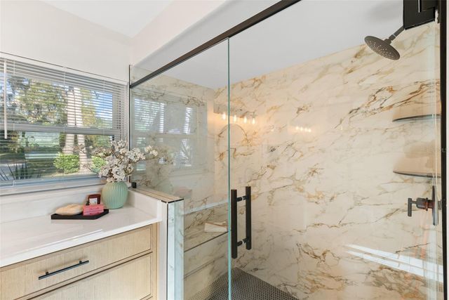 122 LAKE DRIVE, Lutz, FL 33548