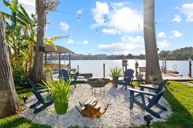 122 LAKE DRIVE, Lutz, FL 33548