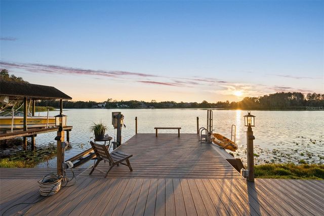 122 LAKE DRIVE, Lutz, FL 33548