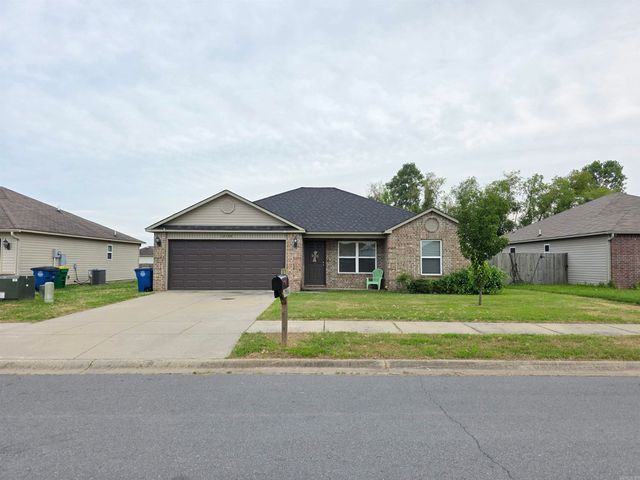 12100 Firethorn Drive, North Little Rock, AR 72117
