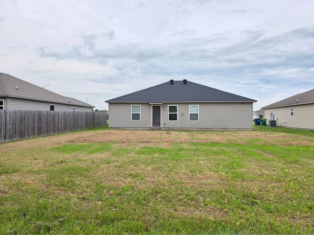 12100 Firethorn Drive, North Little Rock, AR 72117