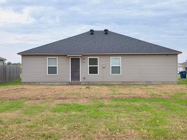 12100 Firethorn Drive, North Little Rock, AR 72117
