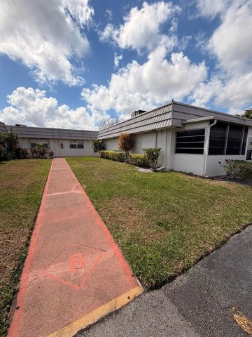 43 Valencia B, Delray Beach, FL 33446