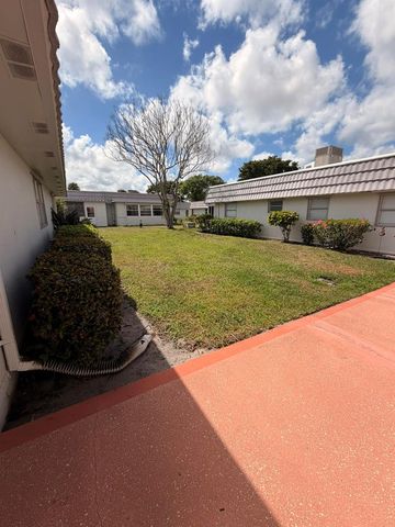 43 Valencia B, Delray Beach, FL 33446