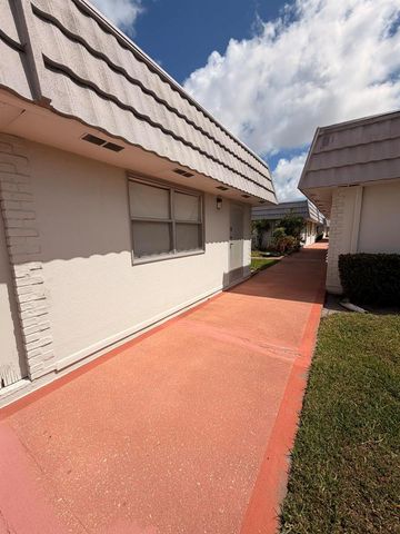43 Valencia B, Delray Beach, FL 33446
