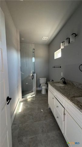 517 Lazy Oak Lane, La Vernia, TX 78121