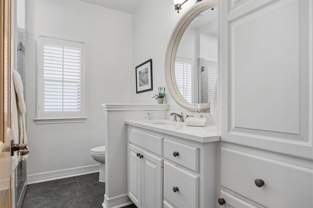 700 Shadow Hill RD, Horseshoe Bay, TX 78657