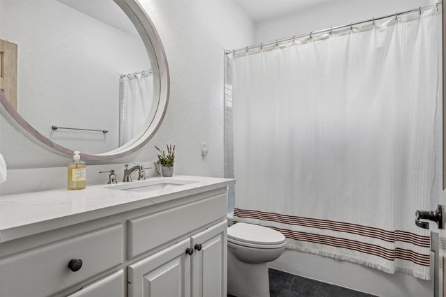 700 Shadow Hill RD, Horseshoe Bay, TX 78657