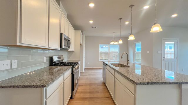 9777 Enclave Ridge Road, Willis, TX 77318