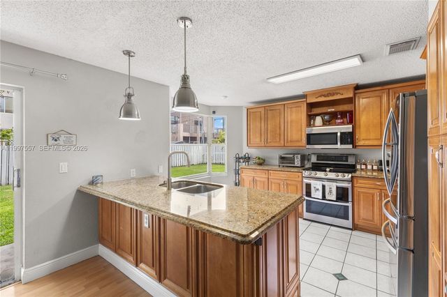 317 SW 191st Terrace, Pembroke Pines, FL 33029