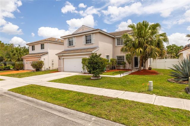 317 SW 191st Terrace, Pembroke Pines, FL 33029