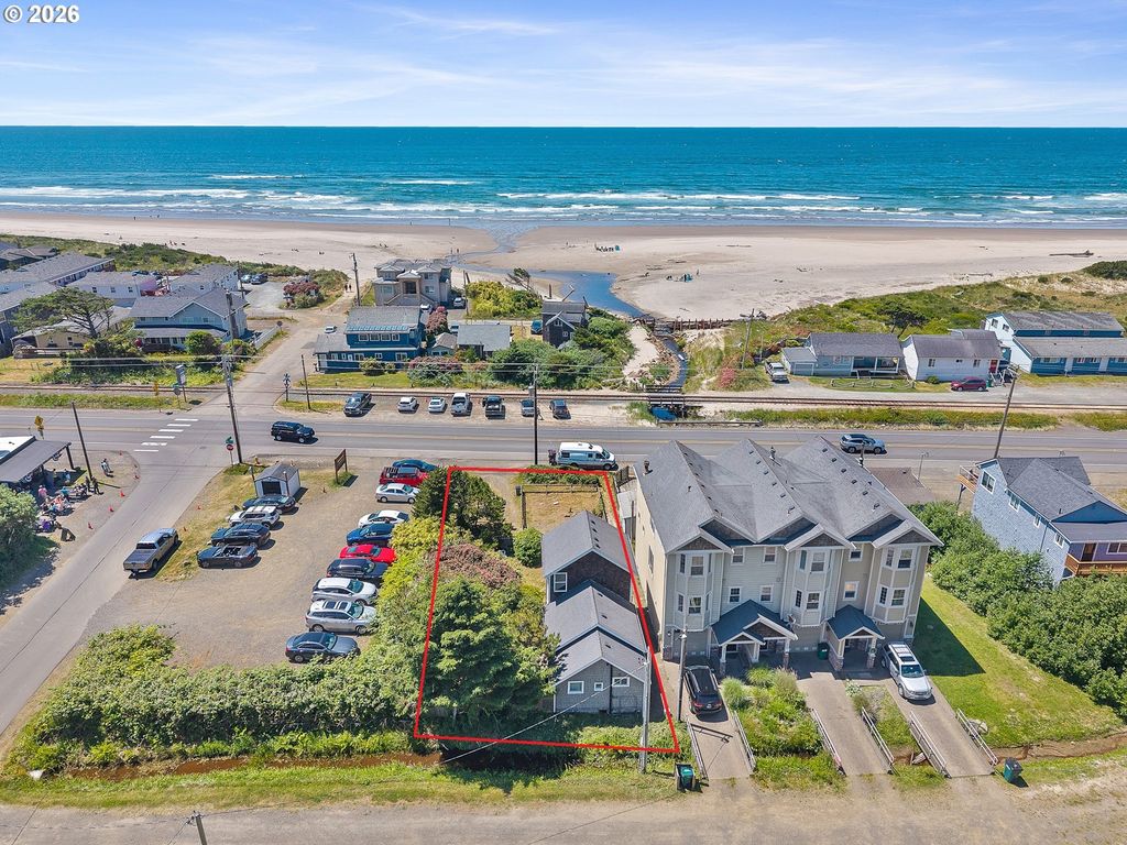 552 HIGHWAY 101, Rockaway Beach, OR 97136