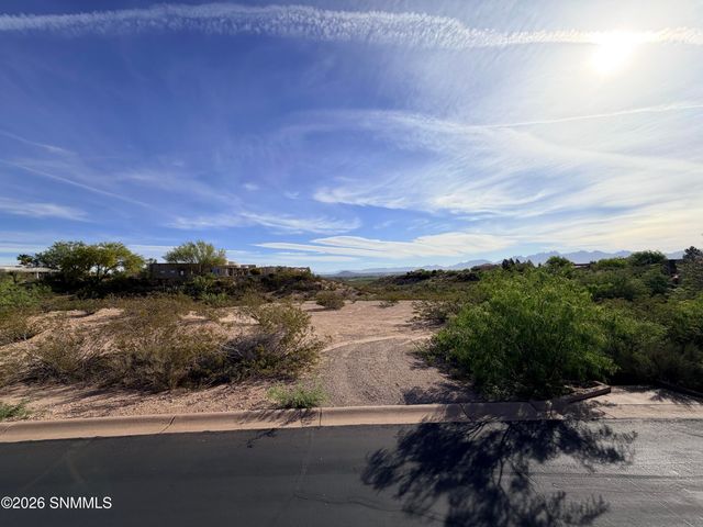 6708 Desert Blossom Road, Las Cruces, NM 88007
