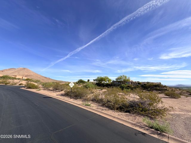 6708 Desert Blossom Road, Las Cruces, NM 88007