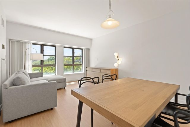 931 Massachusetts Avenue 606, Cambridge, MA 02139