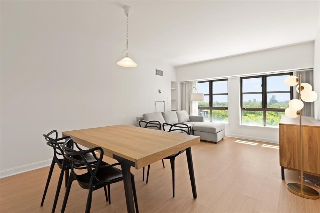 931 Massachusetts Avenue 606, Cambridge, MA 02139