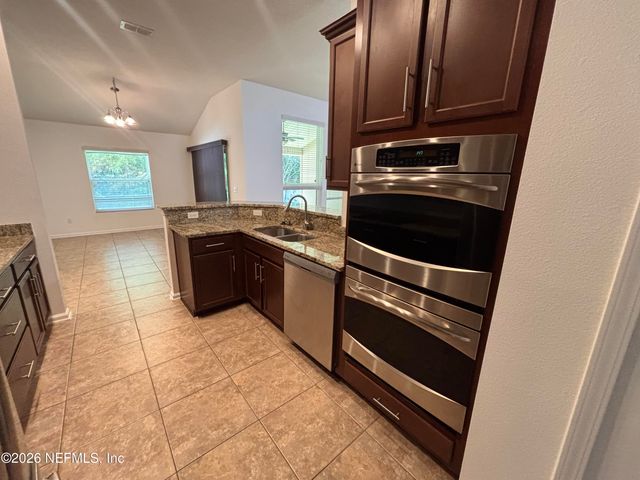 312 W ADELAIDE Drive, St. Johns, FL 32259
