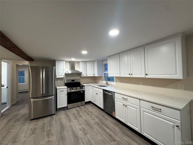 103 Sunrise Trail, Wallkill, NY 12589