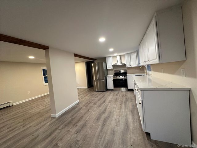 103 Sunrise Trail, Wallkill, NY 12589