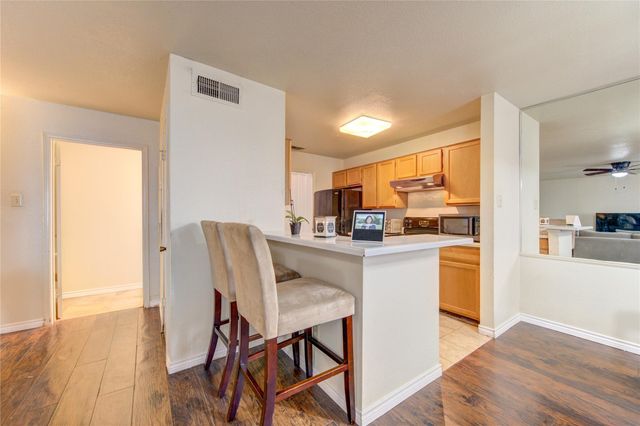 8245 Creekbend Drive, Houston, TX 77071