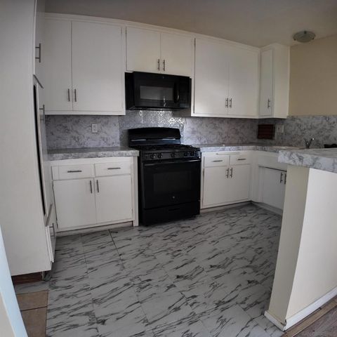 7000 S La Cienega Blvd 29, Inglewood, CA 90302