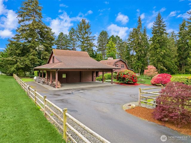 1916 Sawdust Hill Road NE, Poulsbo, WA 98370