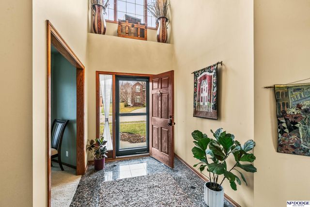 17494 Orchard Avenue, Omaha, NE 68135