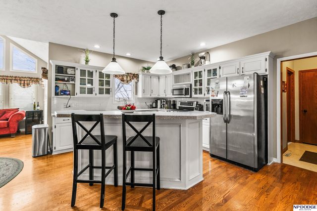 17494 Orchard Avenue, Omaha, NE 68135