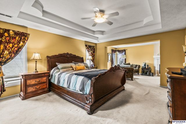 17494 Orchard Avenue, Omaha, NE 68135