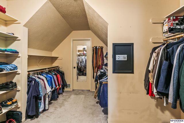 17494 Orchard Avenue, Omaha, NE 68135