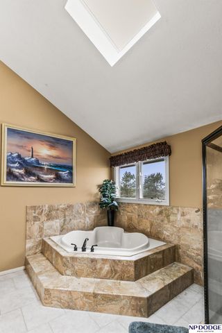 17494 Orchard Avenue, Omaha, NE 68135