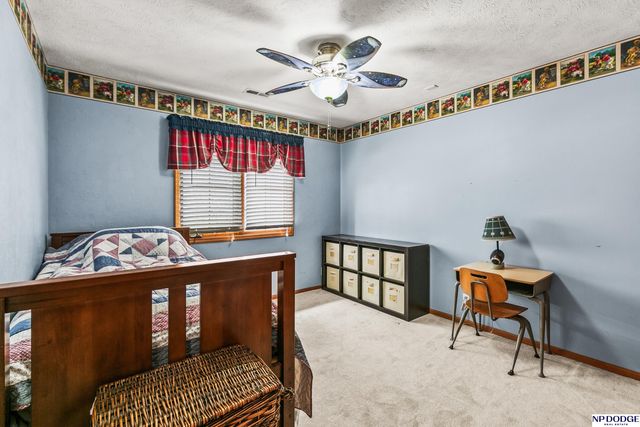 17494 Orchard Avenue, Omaha, NE 68135