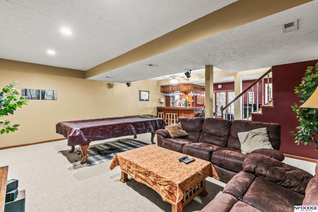 17494 Orchard Avenue, Omaha, NE 68135