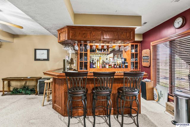 17494 Orchard Avenue, Omaha, NE 68135