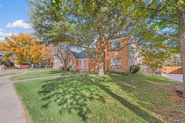 7720 Bridlewood Court, North Richland Hills, TX 76182