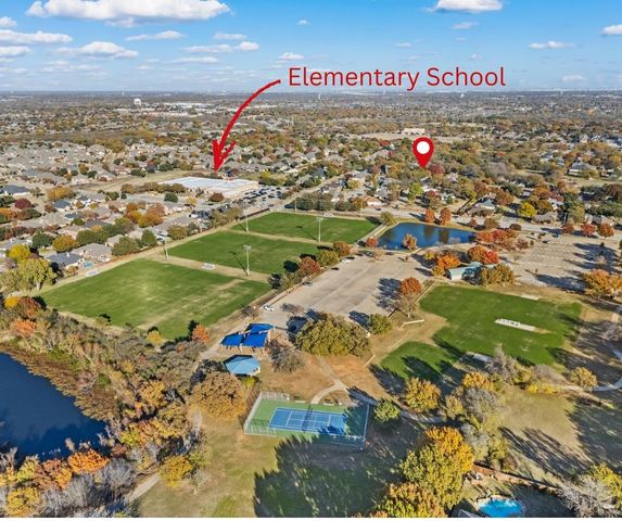 7720 Bridlewood Court, North Richland Hills, TX 76182