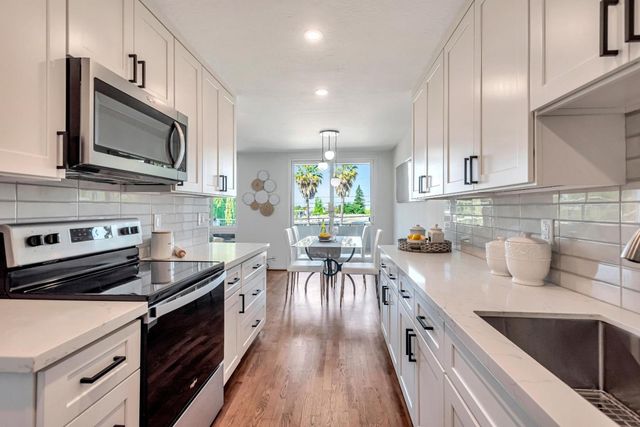 1700 San Carlos Avenue 206, San Carlos, CA 94070