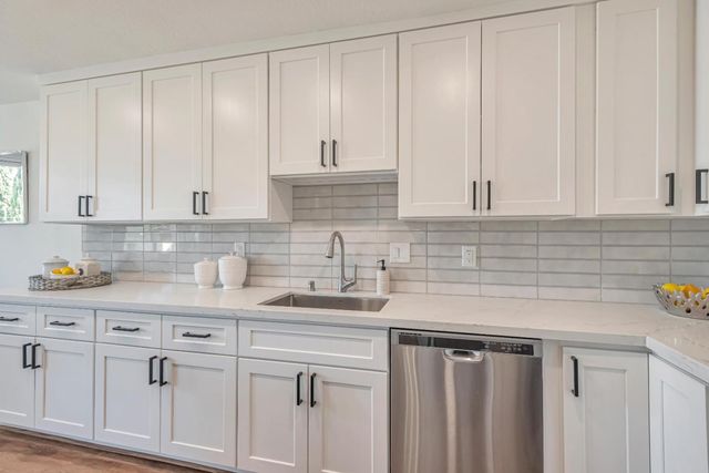 1700 San Carlos Avenue 206, San Carlos, CA 94070