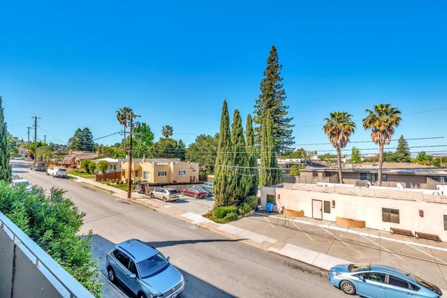 1700 San Carlos Avenue 206, San Carlos, CA 94070