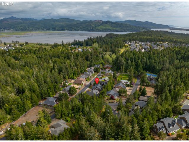 10435 PINE RIDGE Dr, Manzanita, OR 97130