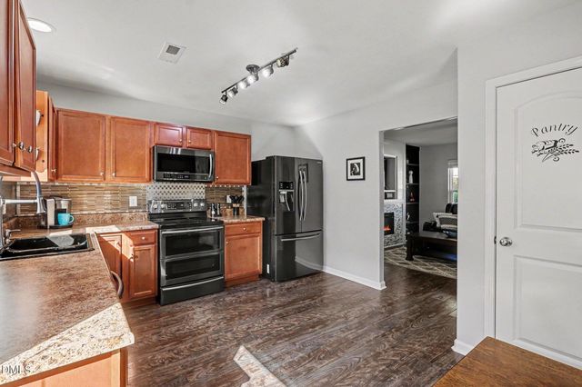 575 Randolph Drive, Clayton, NC 27520