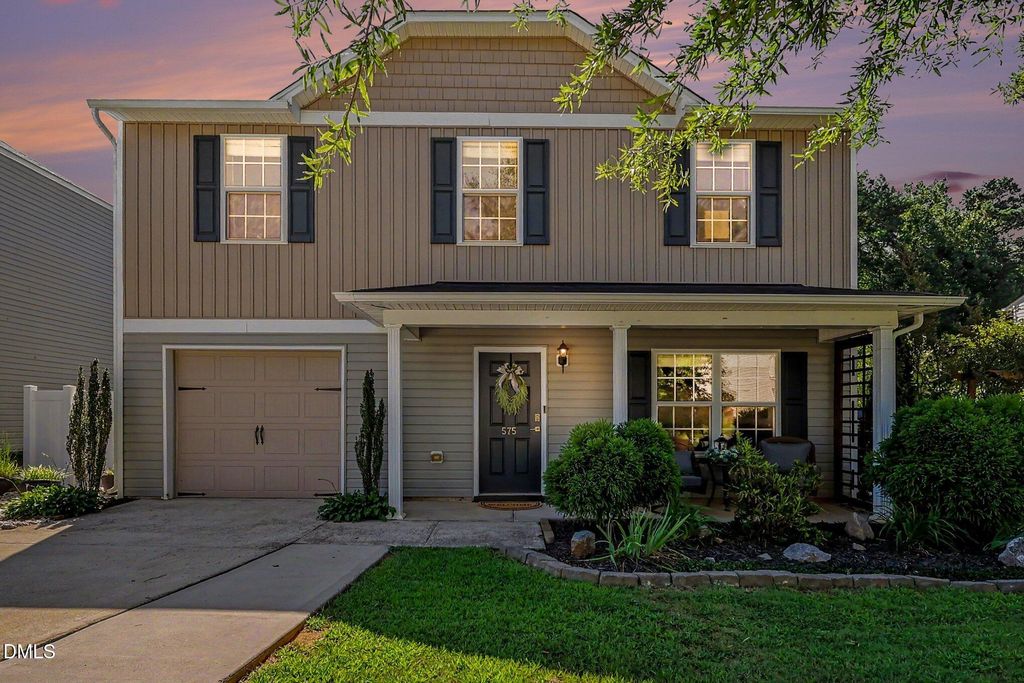 575 Randolph Drive, Clayton, NC 27520