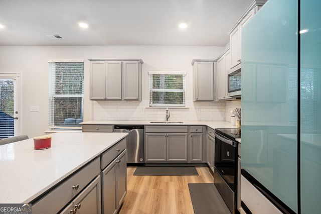 1205 Lakehaven Lane, Loganville, GA 30052